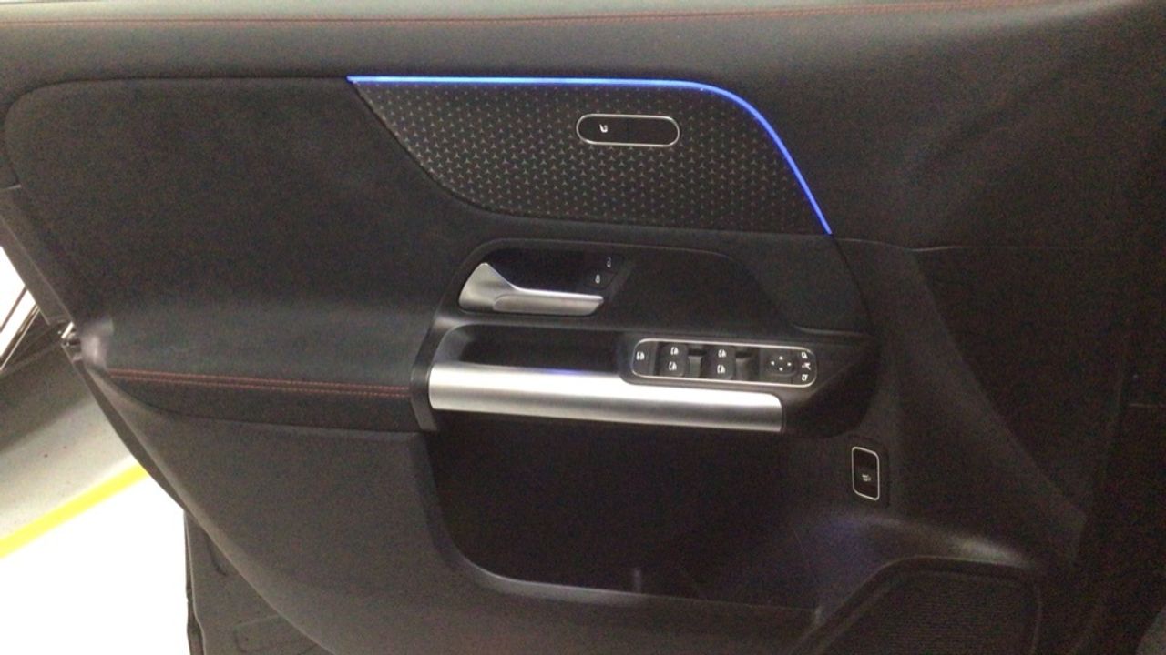 mercedes-eqa-eqa-250+-imagen-21