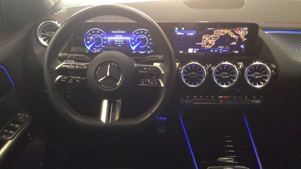 mercedes-eqa-eqa-250+-imagen-8