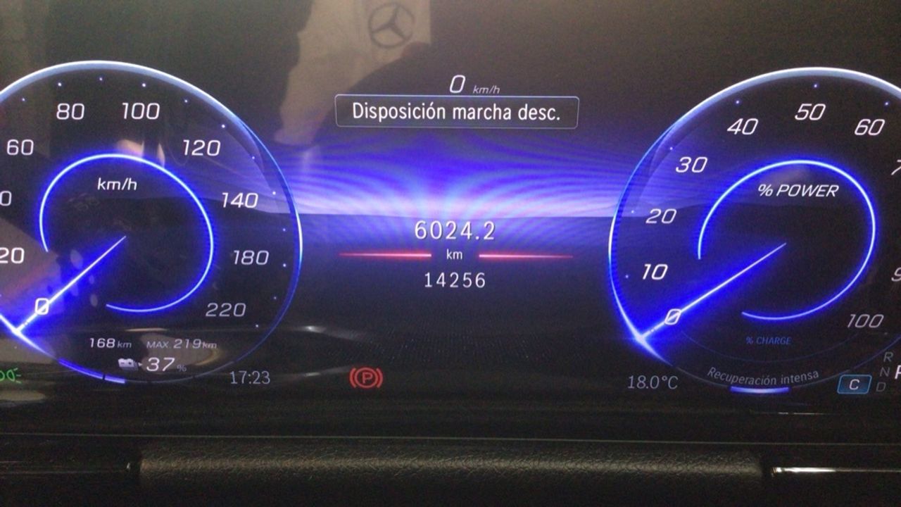 mercedes-eqa-eqa-250+-imagen-23