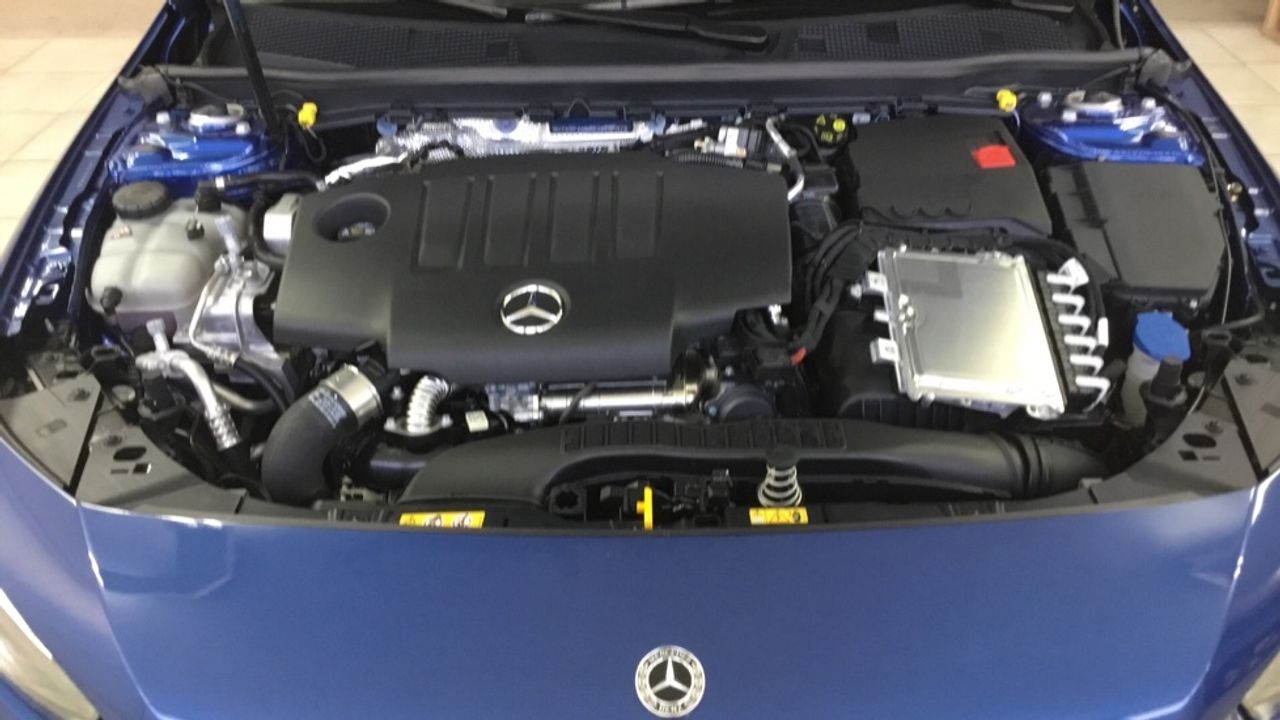 mercedes-clase-a-a-180-d-imagen-15