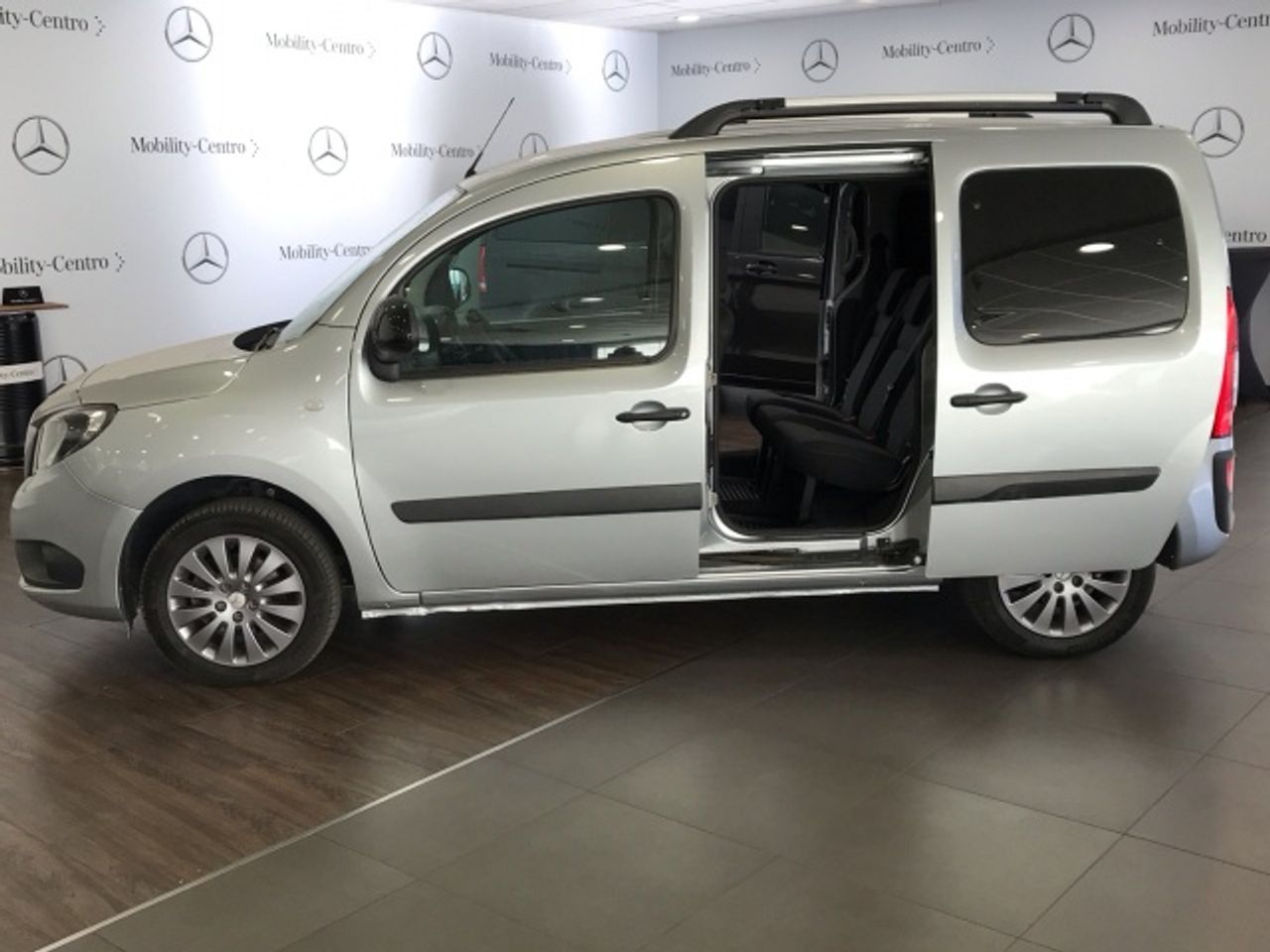 mercedes-citan-111-cdi-largo-combi-imagen-18