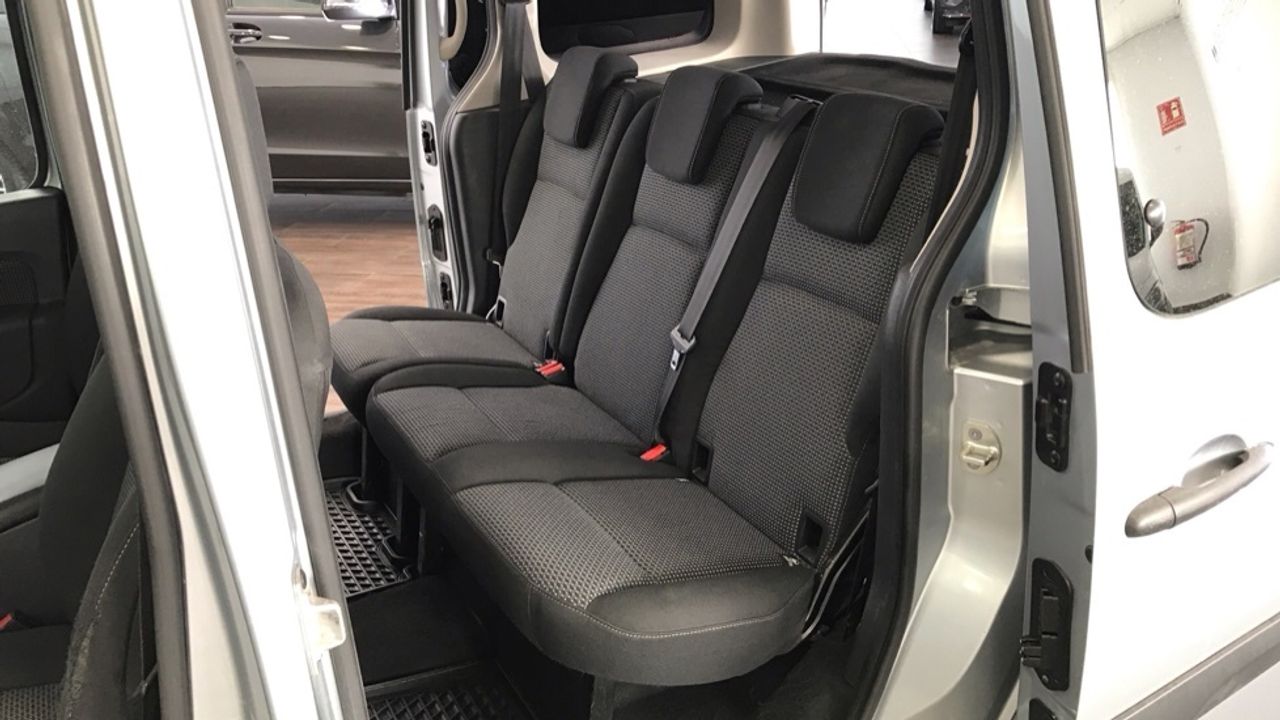 mercedes-citan-111-cdi-largo-combi-imagen-16