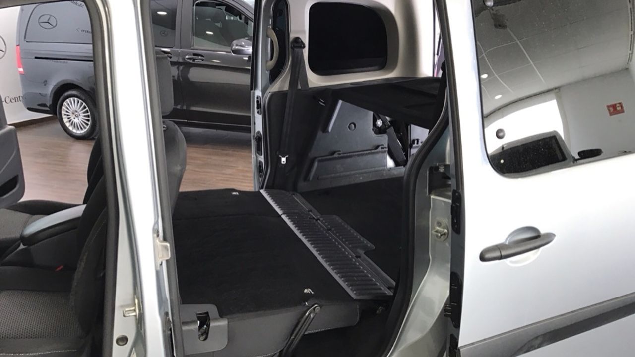mercedes-citan-111-cdi-largo-combi-imagen-14