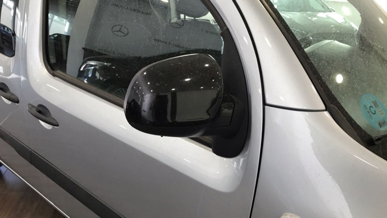 mercedes-citan-111-cdi-largo-combi-imagen-12