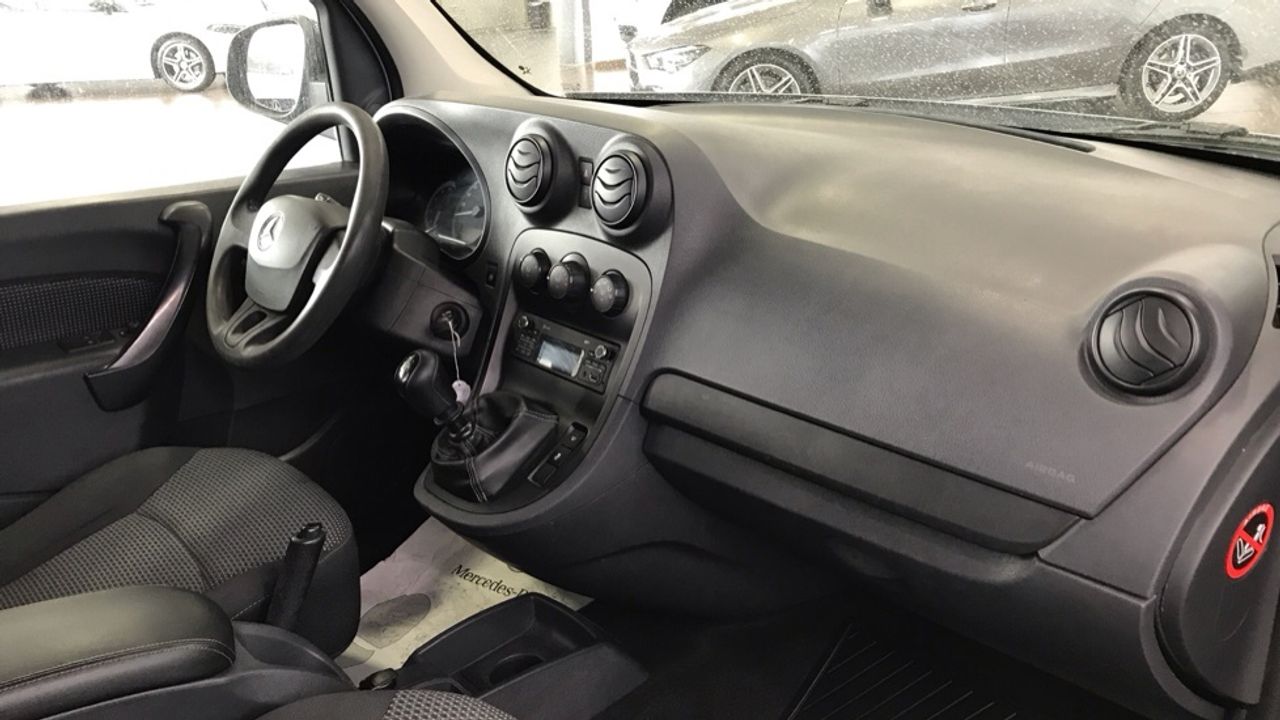 mercedes-citan-111-cdi-largo-combi-imagen-7