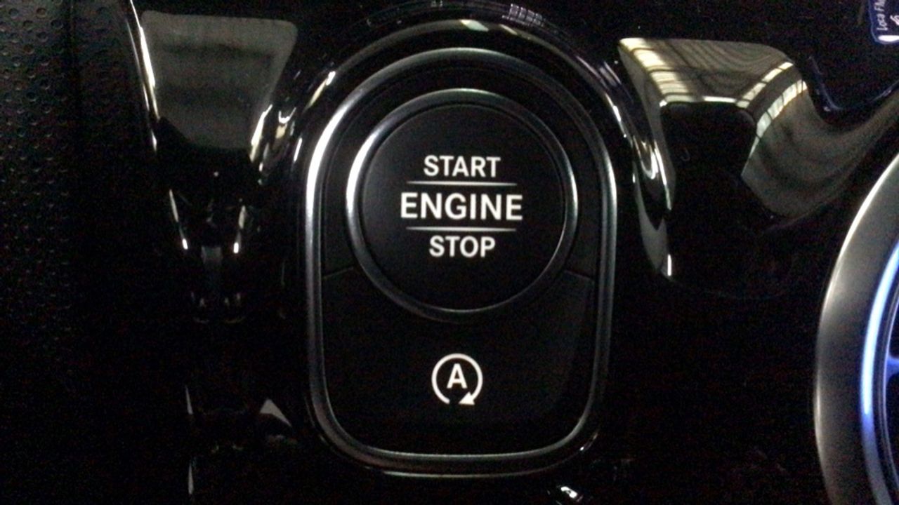 mercedes-clase-a-a-200-d-imagen-20