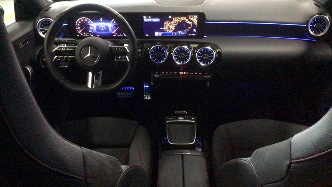 mercedes-clase-a-a-200-d-imagen-7