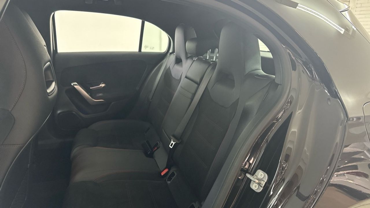 mercedes-clase-a-a-200-d-imagen-10