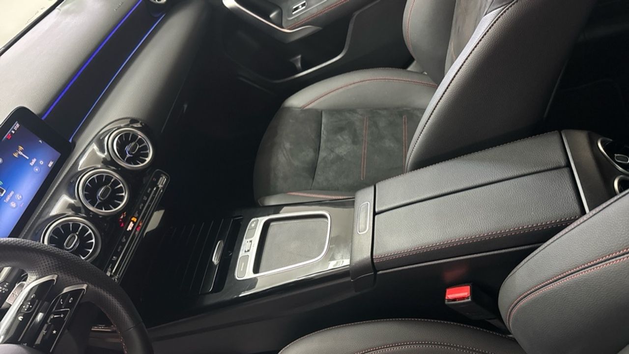 mercedes-clase-a-a-200-d-imagen-22