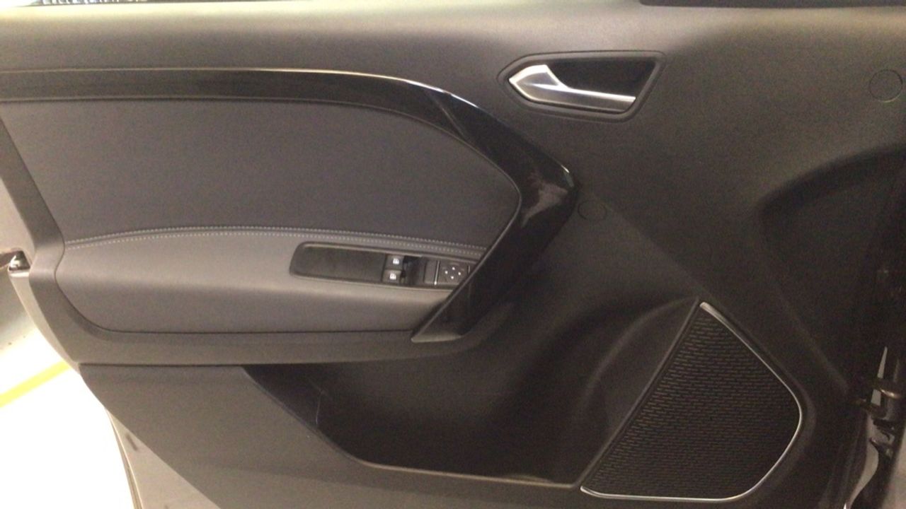 mercedes-clase-t-180-d-standard-style-imagen-20