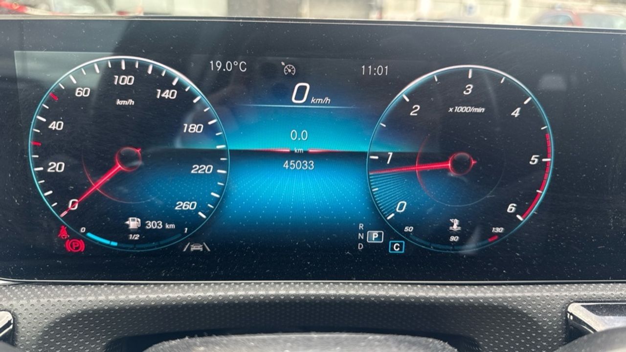 mercedes-clase-a-a-200-d-imagen-11