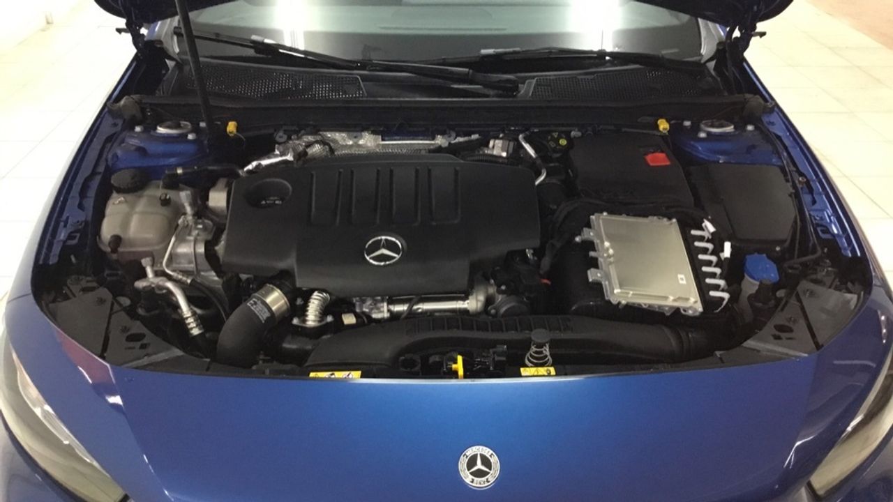 mercedes-clase-a-a-180-d-imagen-16