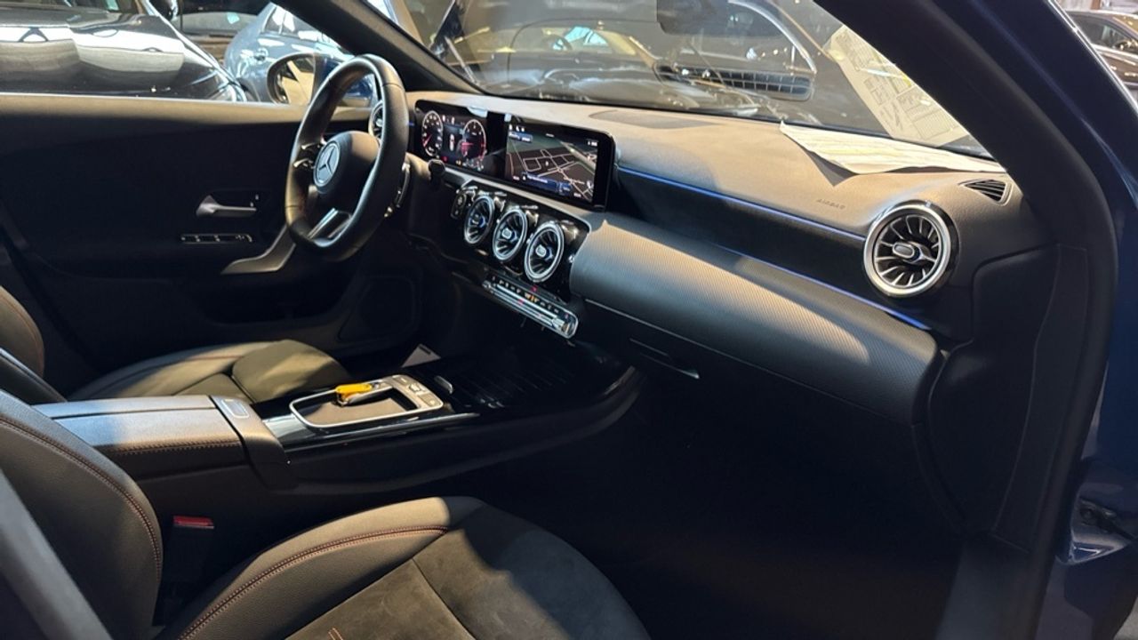 mercedes-clase-a-a-180-d-imagen-9