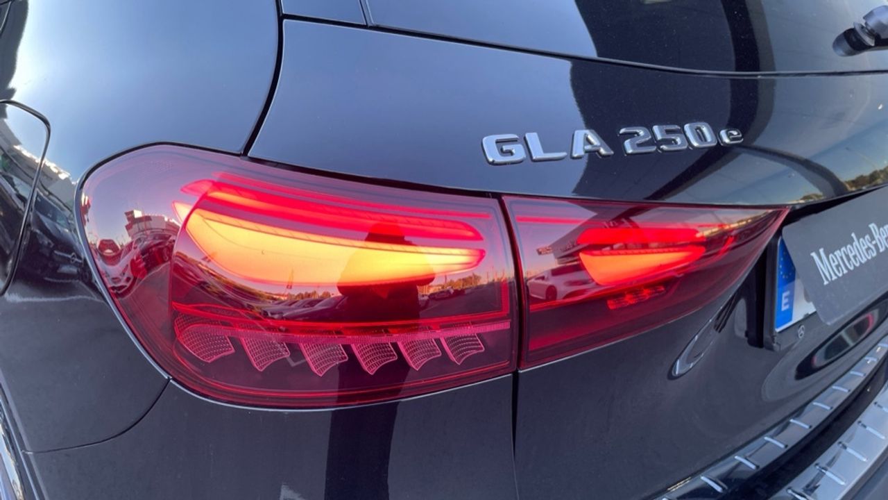 mercedes-gla-gla-250-e-con-tecnologia-hibrida-eq-imagen-20