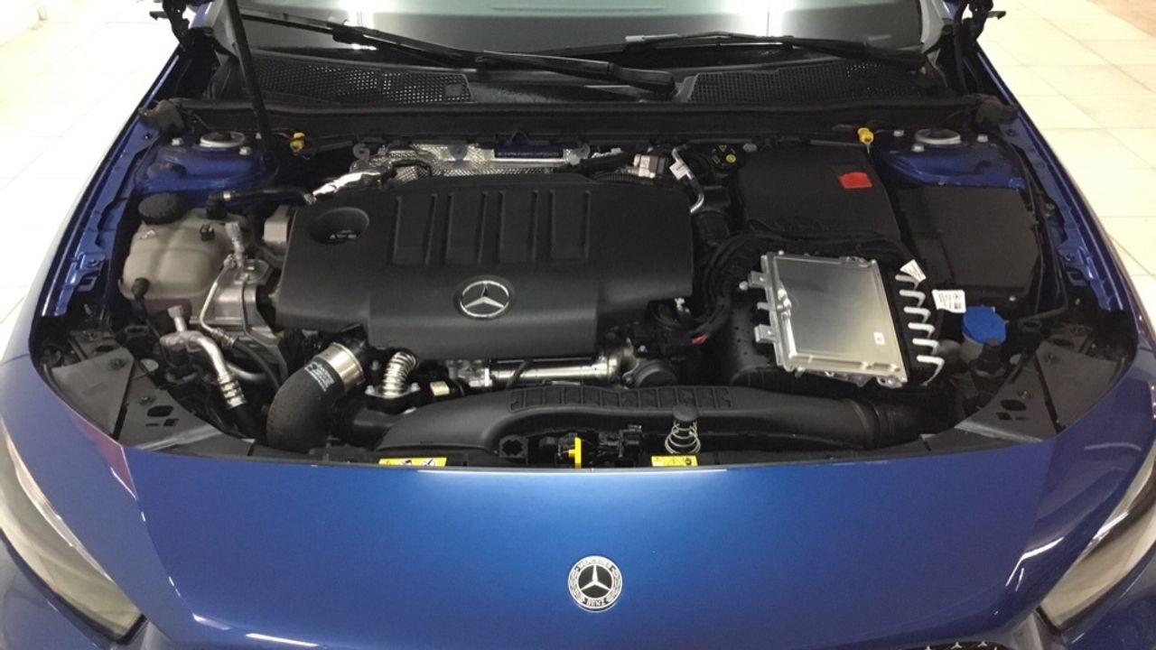 mercedes-clase-a-a-180-d-imagen-16