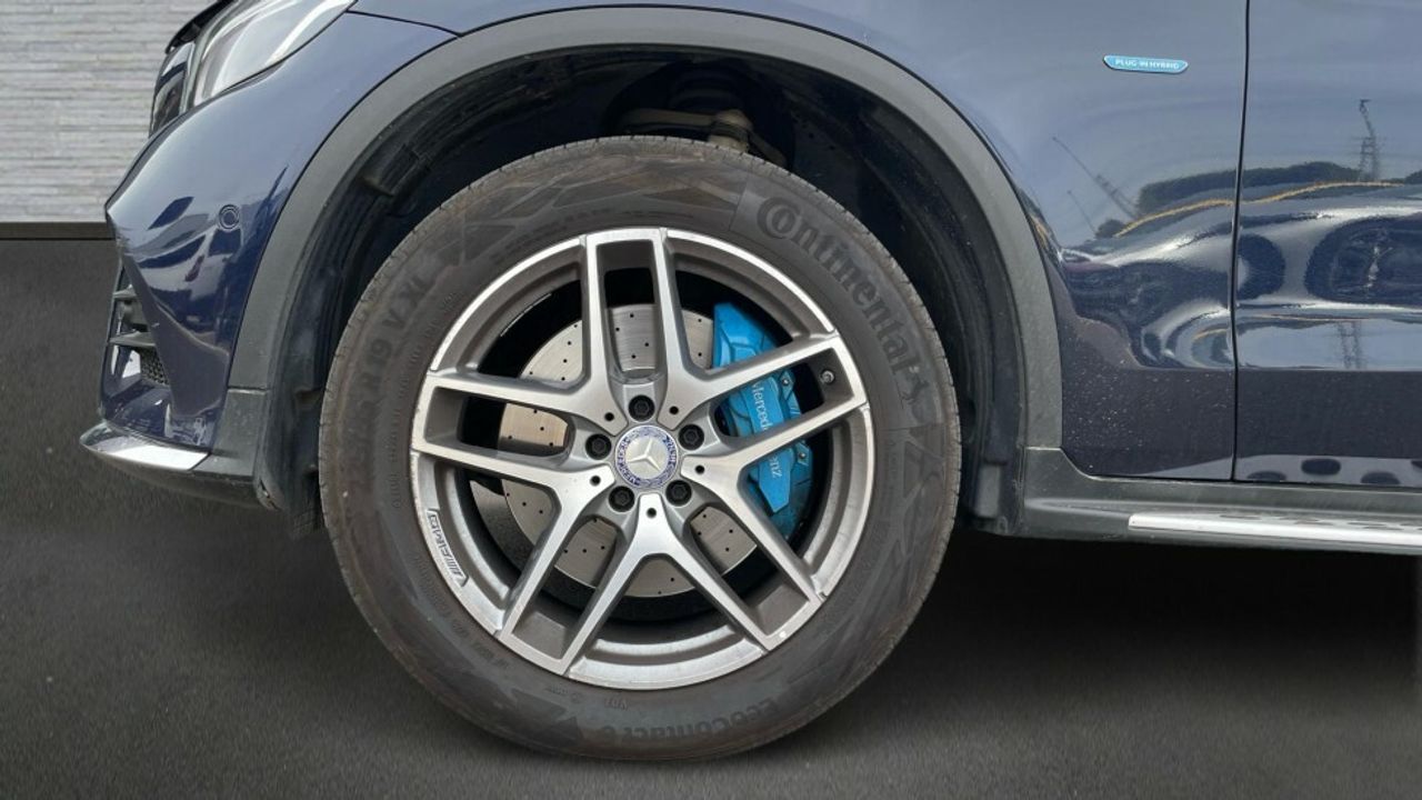 mercedes-clase-glc-glc-350-e-4matic-amg-line-imagen-4