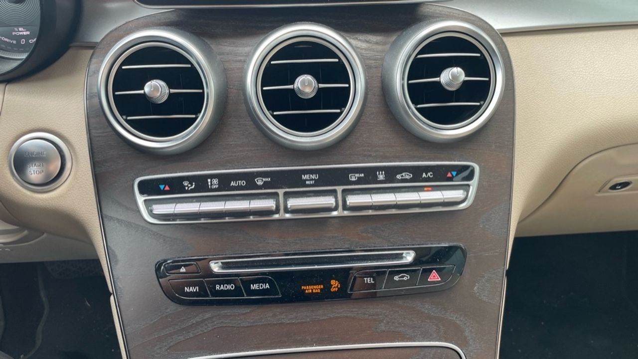 mercedes-clase-glc-glc-350-e-4matic-amg-line-imagen-14