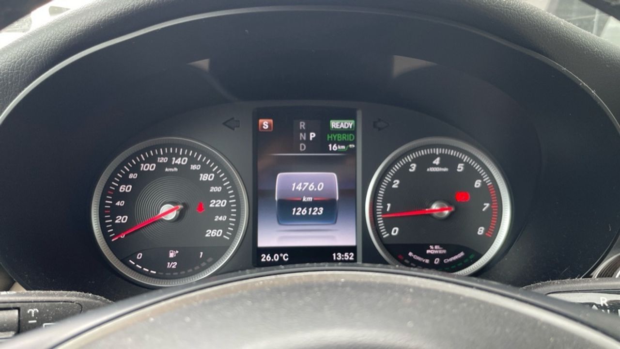 mercedes-clase-glc-glc-350-e-4matic-amg-line-imagen-11