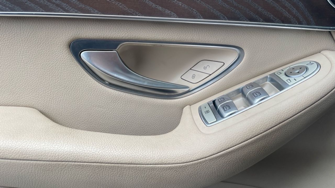 mercedes-clase-glc-glc-350-e-4matic-amg-line-imagen-16