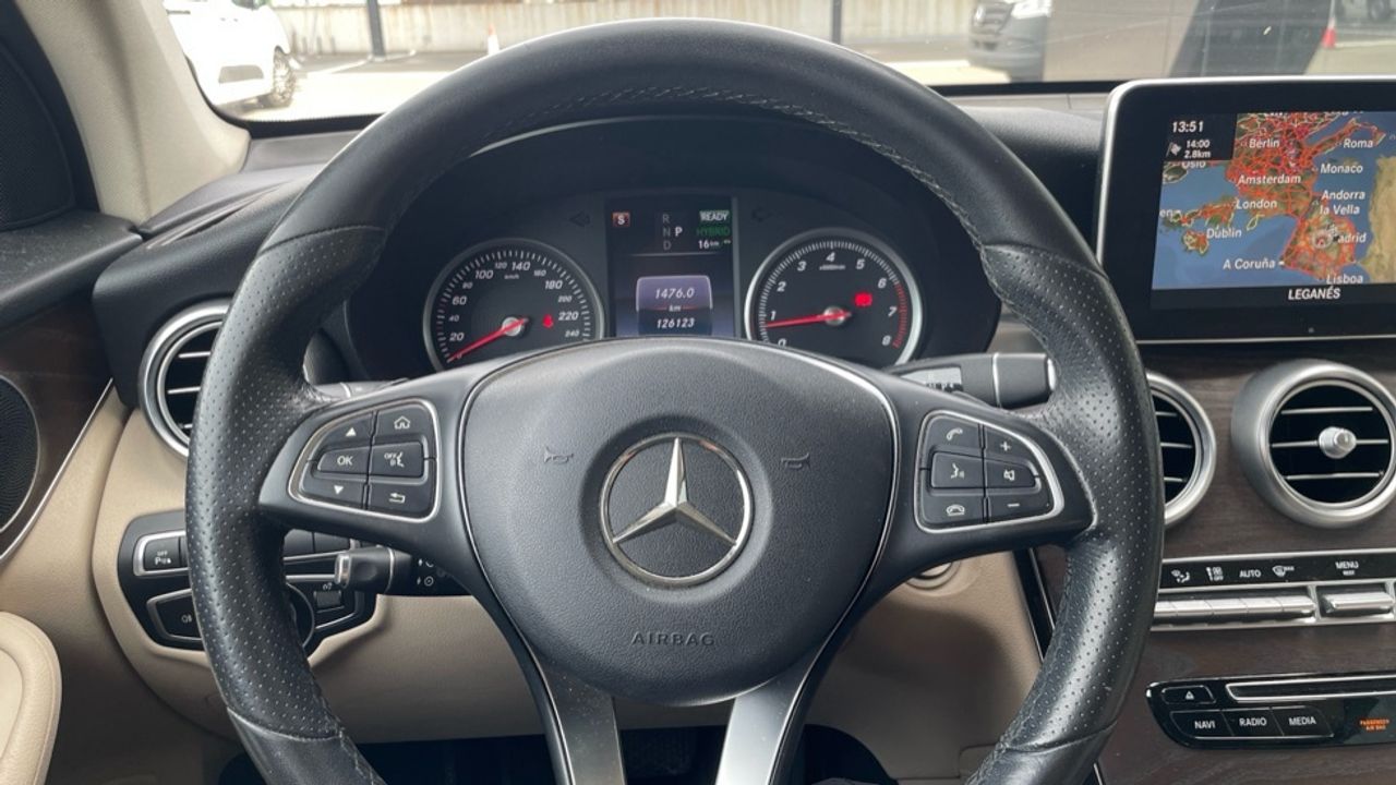 mercedes-clase-glc-glc-350-e-4matic-amg-line-imagen-8