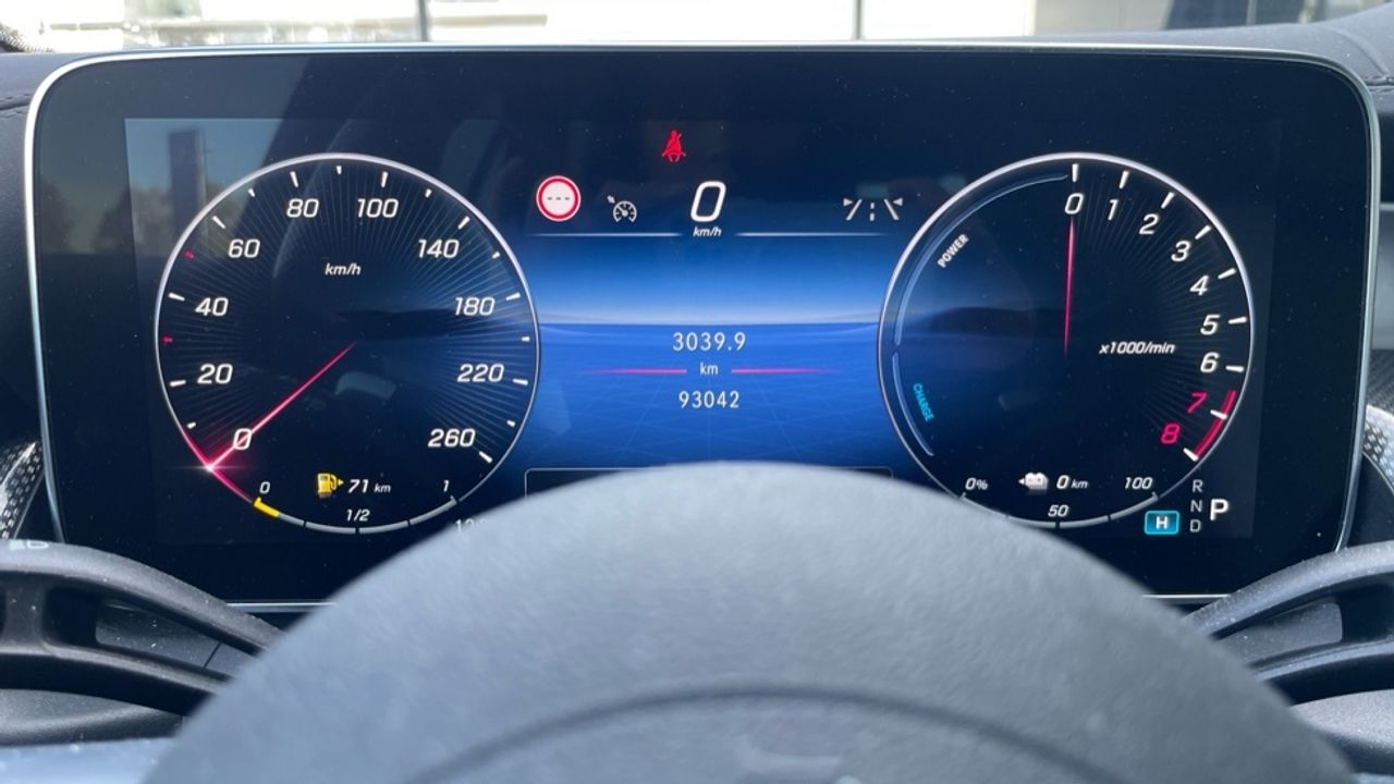 mercedes-glc-glc-300-e-4matic-imagen-12