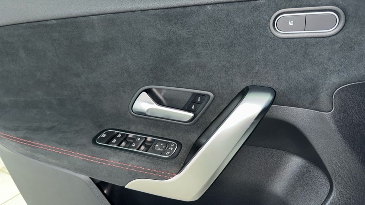 mercedes-clase-a-a-180-d-imagen-23