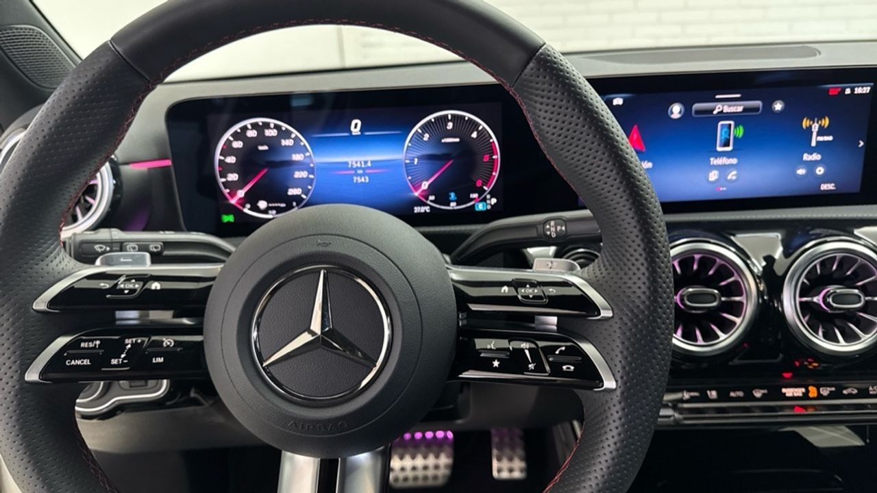 mercedes-clase-a-a-180-d-imagen-8