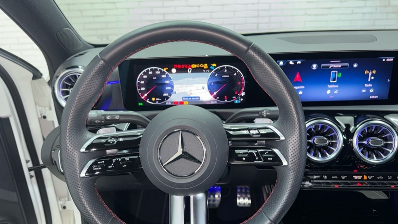 mercedes-clase-a-a-180-d-imagen-8