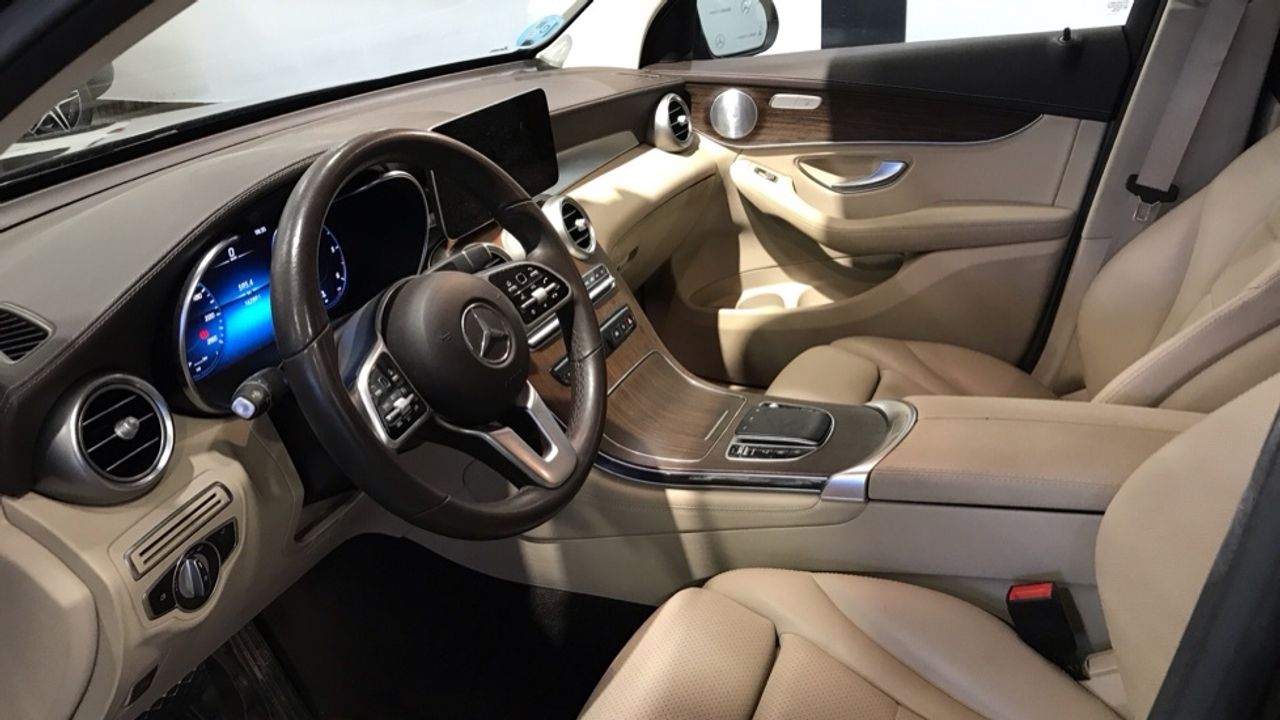 mercedes-glc-coupe-glc-300-d-4matic-imagen-5