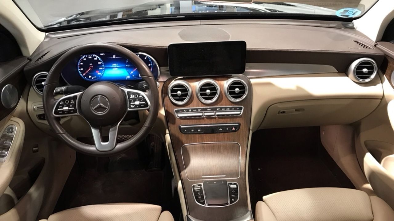 mercedes-glc-coupe-glc-300-d-4matic-imagen-7