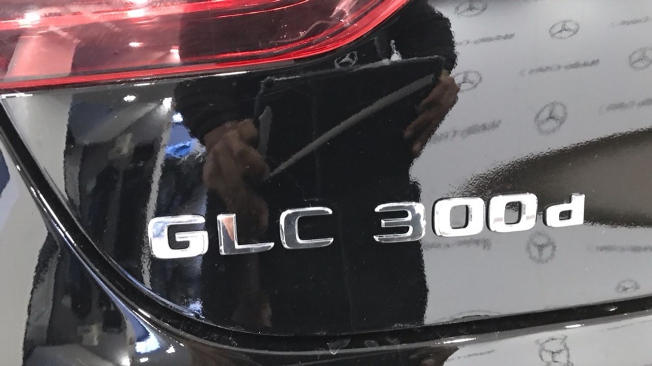 mercedes-glc-coupe-glc-300-d-4matic-imagen-12