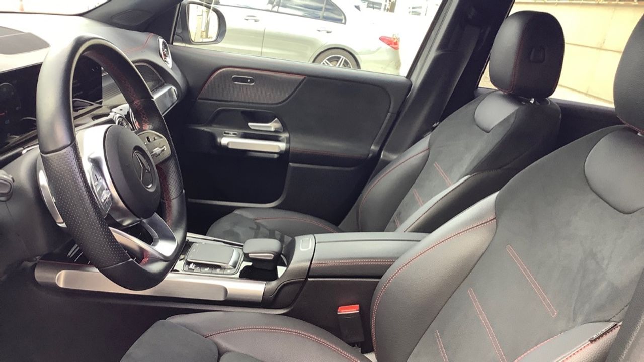 mercedes-eqb-eqb-300-4matic-imagen-6