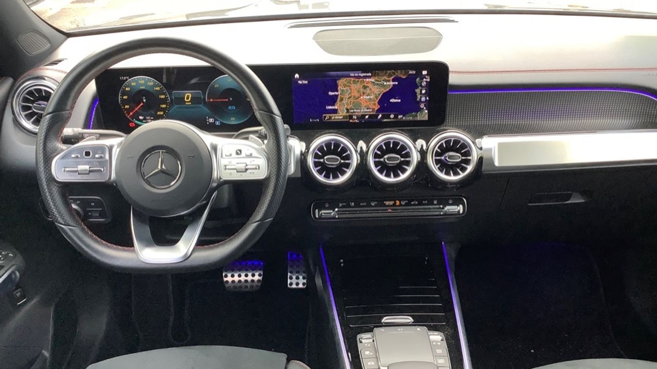 mercedes-eqb-eqb-300-4matic-imagen-7