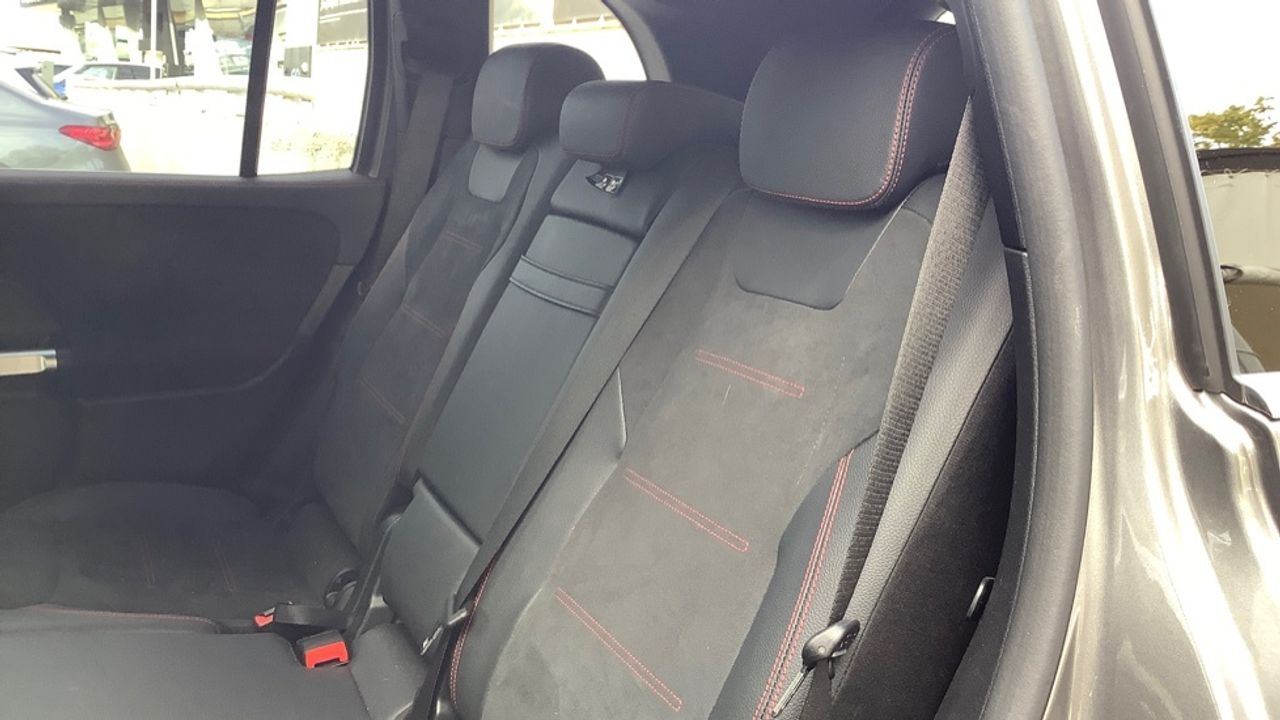 mercedes-eqb-eqb-300-4matic-imagen-10