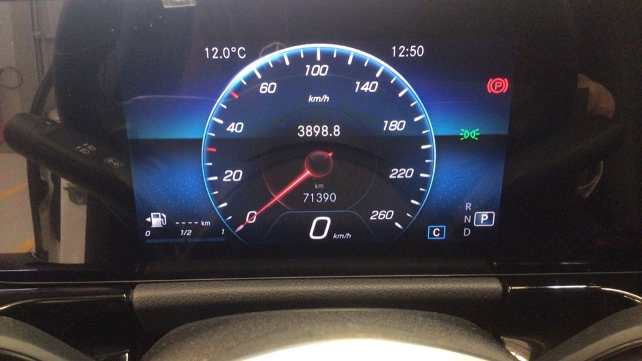 mercedes-gla-gla-200-d-imagen-17