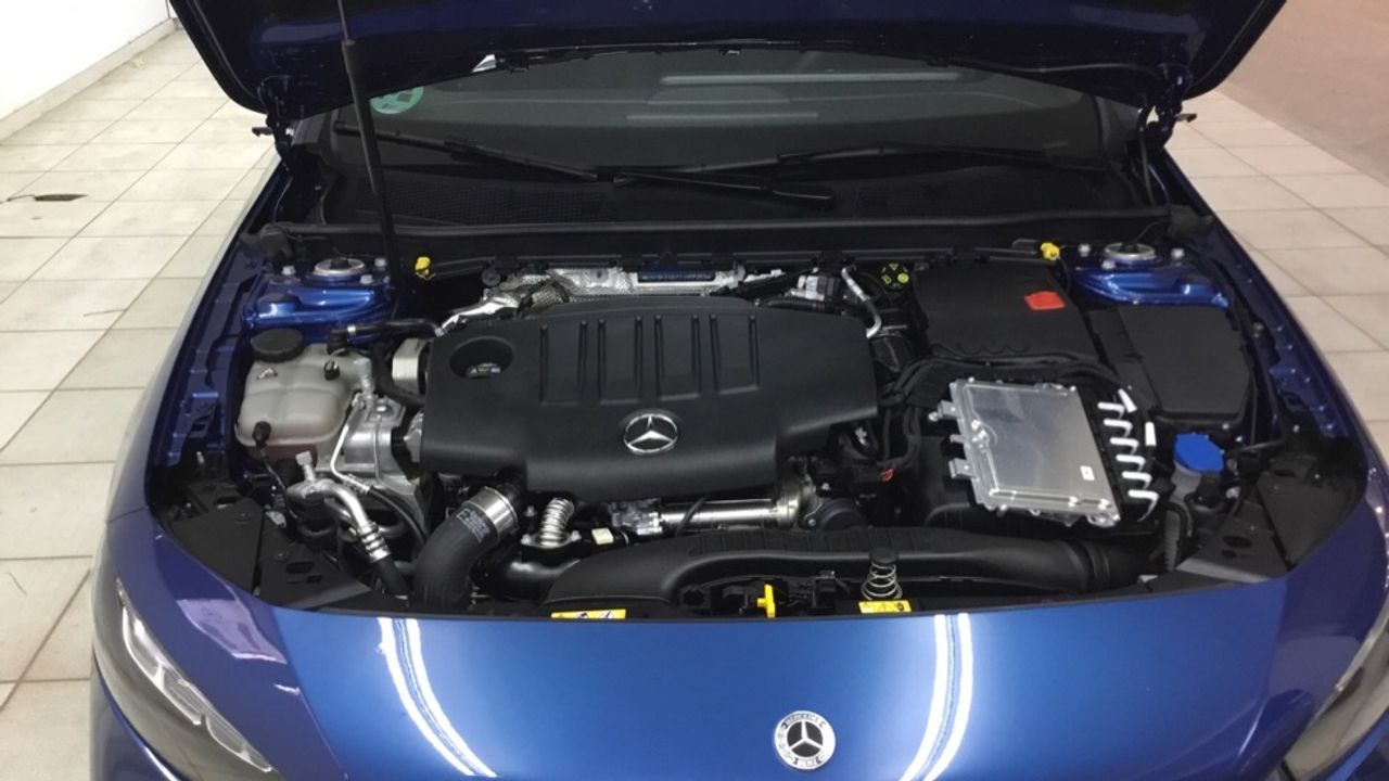 mercedes-clase-a-a-180-d-imagen-16