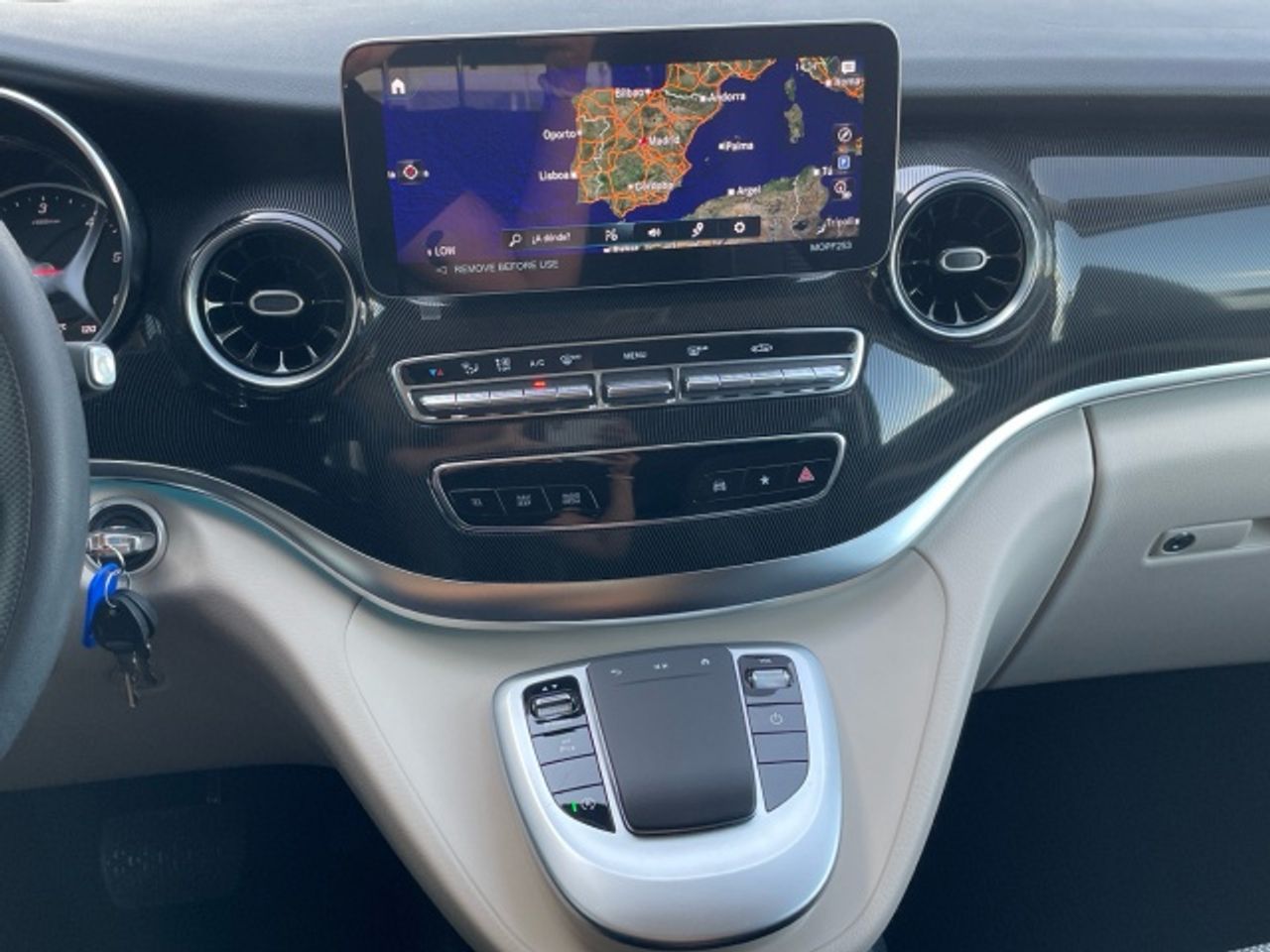 mercedes-clase-v-220d-marco-polo-largo-imagen-9