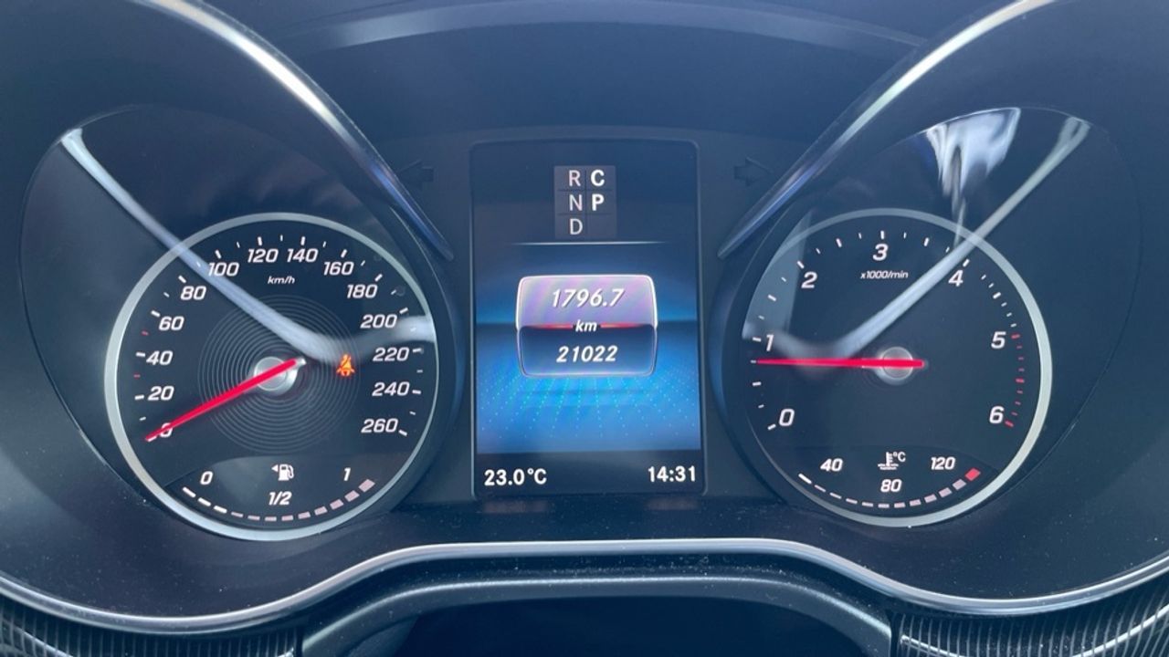 mercedes-clase-v-220d-marco-polo-largo-imagen-10