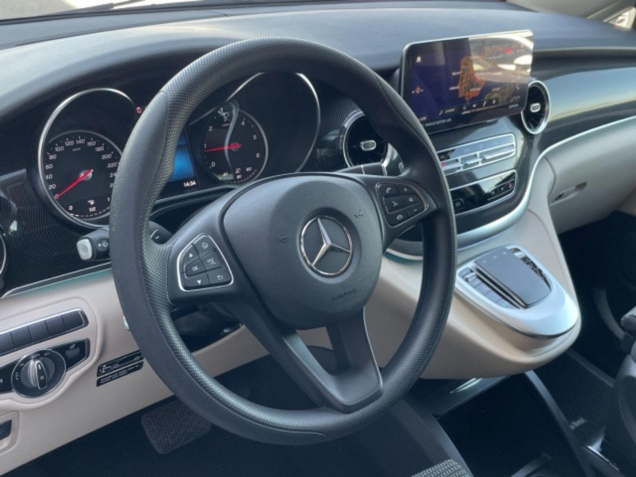 mercedes-clase-v-220d-marco-polo-largo-imagen-5