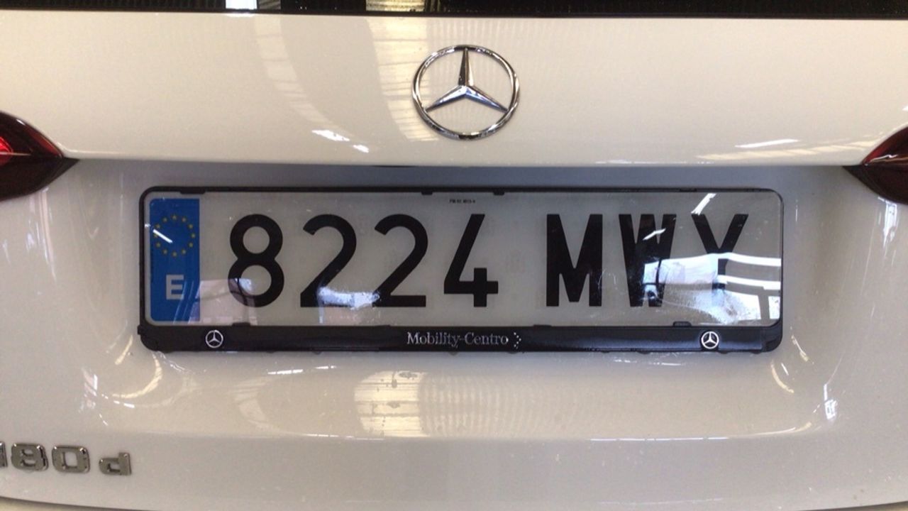 mercedes-clase-a-a-180-d-imagen-25