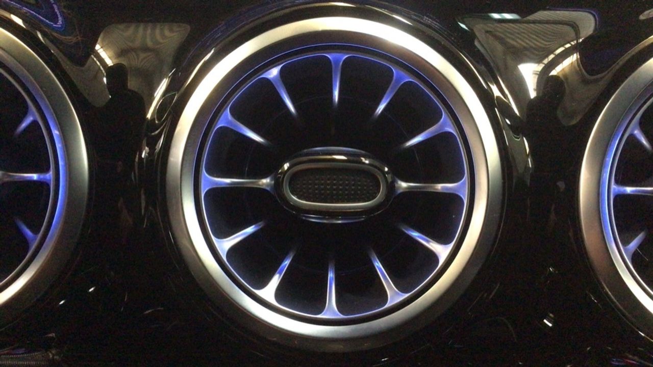 mercedes-clase-a-a-180-d-imagen-19