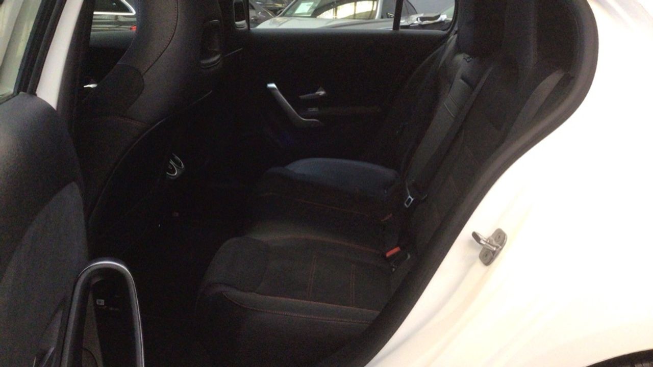 mercedes-clase-a-a-180-d-imagen-10