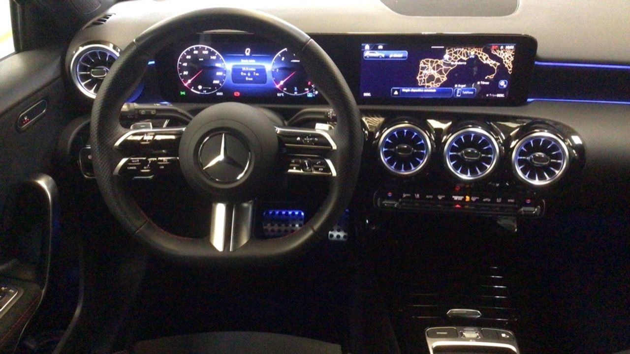 mercedes-clase-a-a-180-d-imagen-8