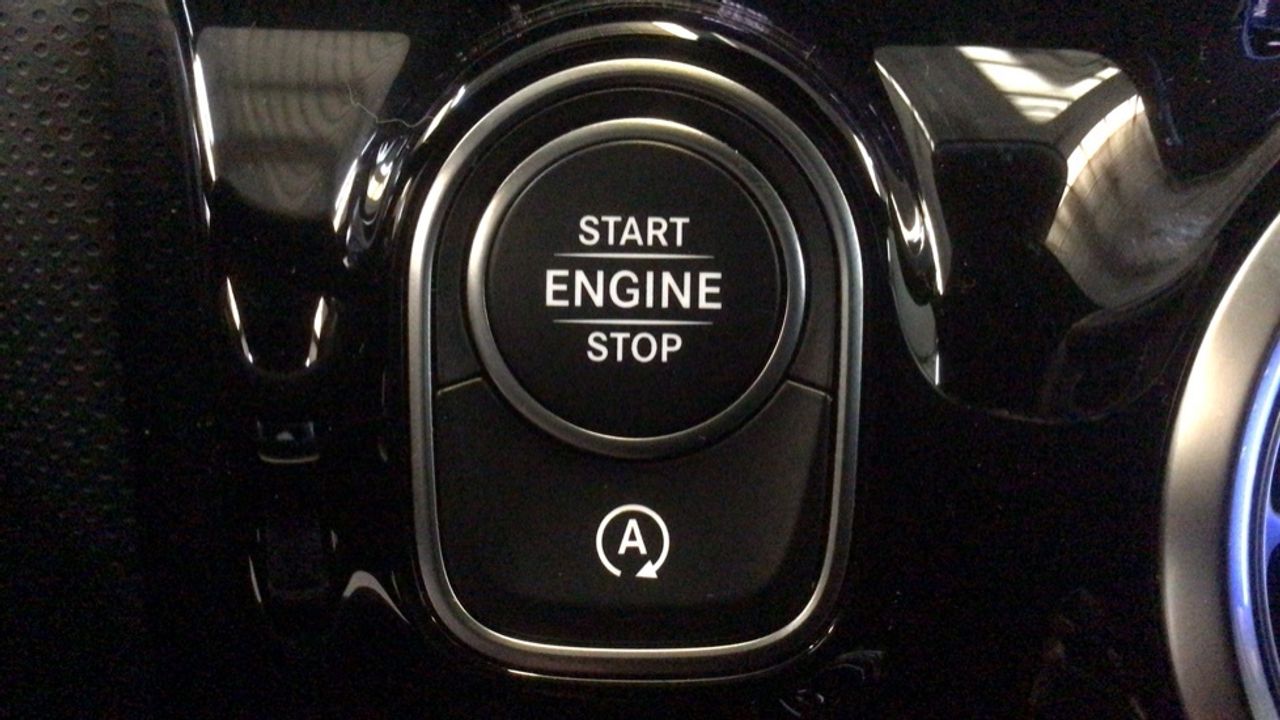 mercedes-clase-a-a-180-d-imagen-20