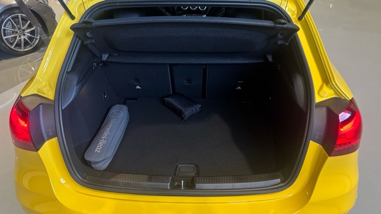 mercedes-clase-a-mercedes-amg-a-35-4matic-imagen-12