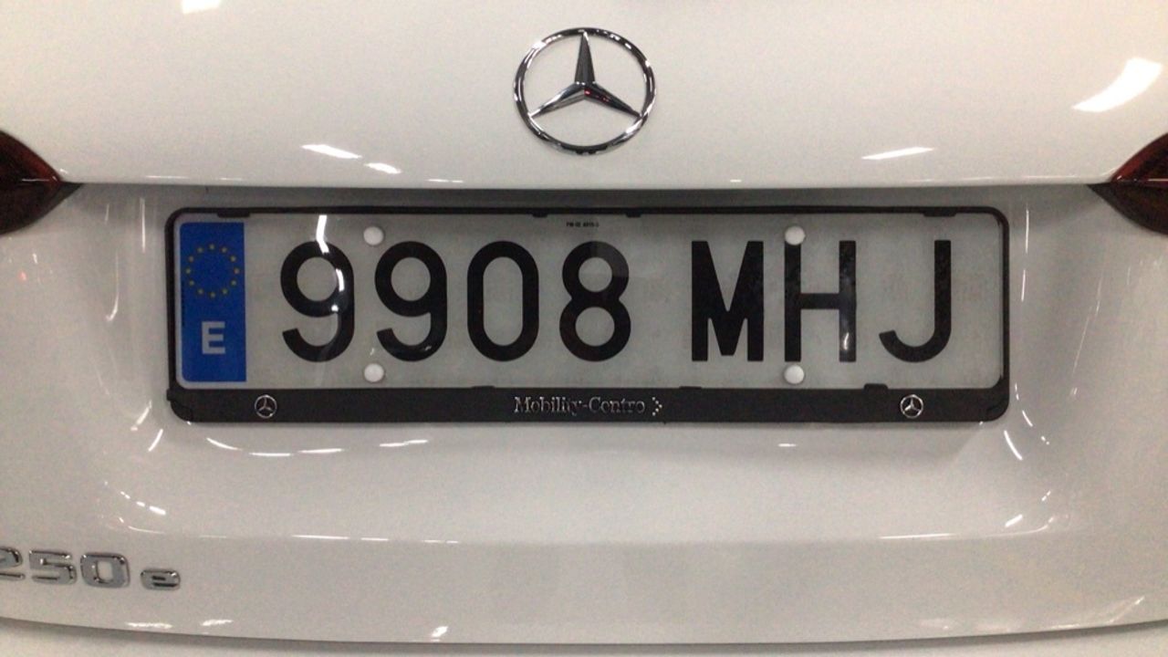 mercedes-clase-a-a-250-e-imagen-24