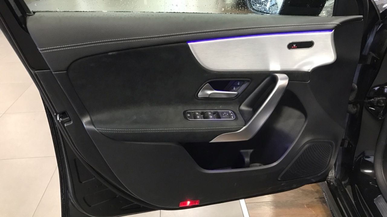 mercedes-clase-a-a-200-d-imagen-18