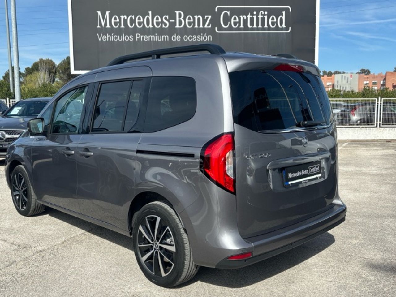 mercedes-eqt-200-imagen-16