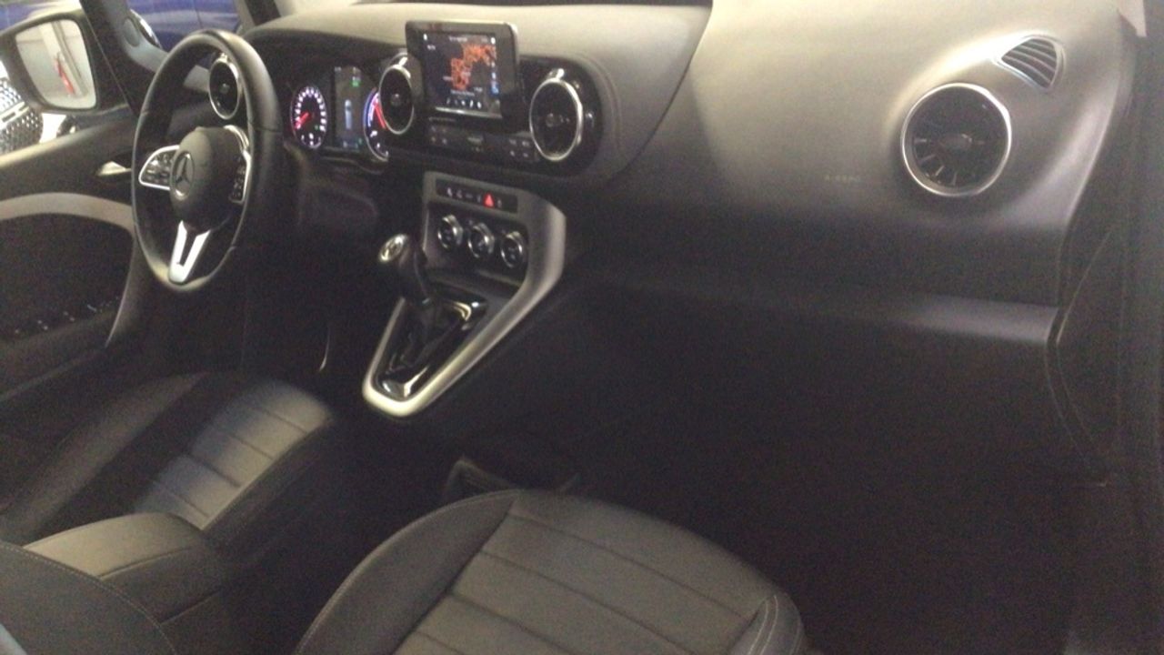 mercedes-eqt-200-imagen-9