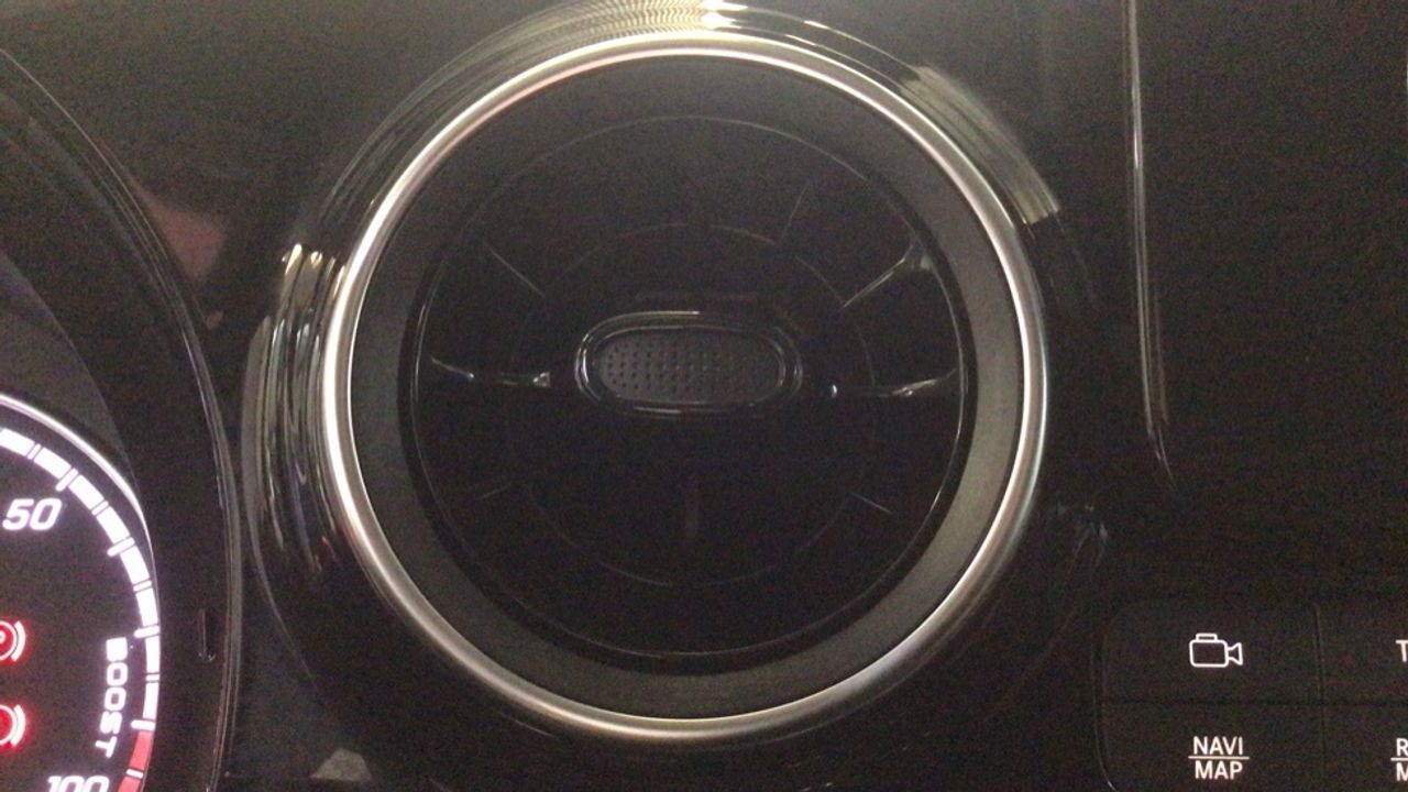 mercedes-eqt-200-imagen-18